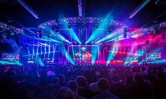 段的悬念再 段的悬念再